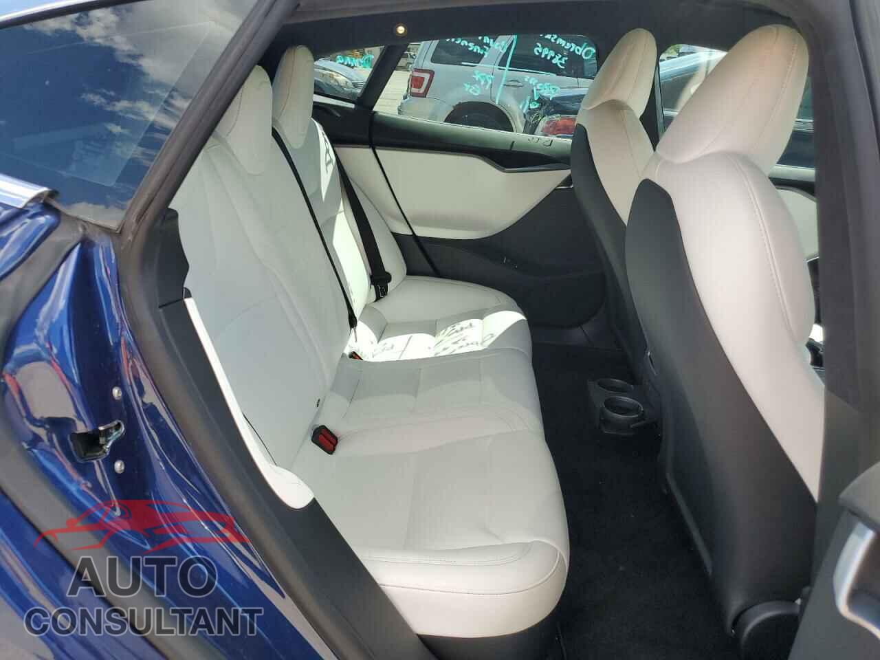 TESLA MODEL S 2021 - 5YJSA1E2XMF418787