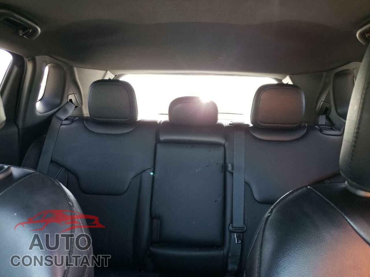 JEEP COMPASS 2021 - 3C4NJDEB1MT550319
