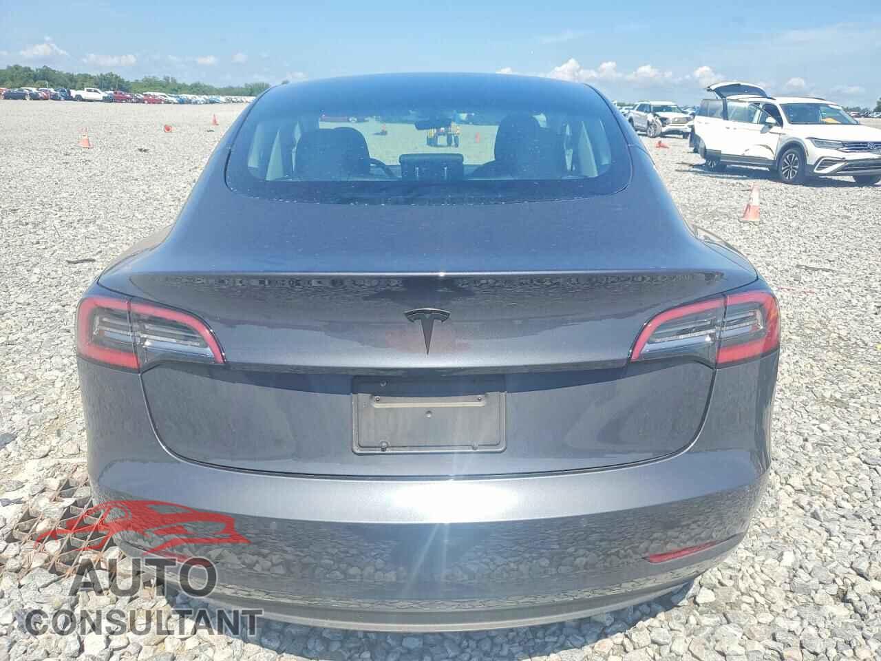 TESLA MODEL 3 2021 - 5YJ3E1EA4MF048243