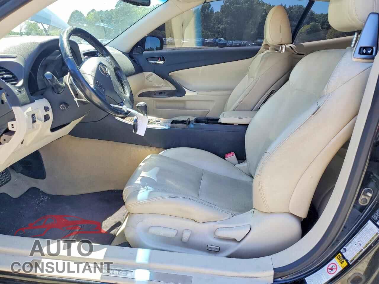 LEXUS IS 2010 - JTHFE2C23A2501876
