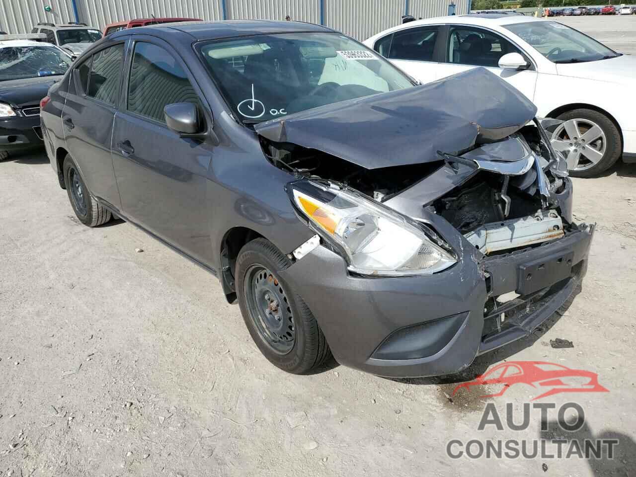 NISSAN VERSA 2018 - 3N1CN7AP9JL842037