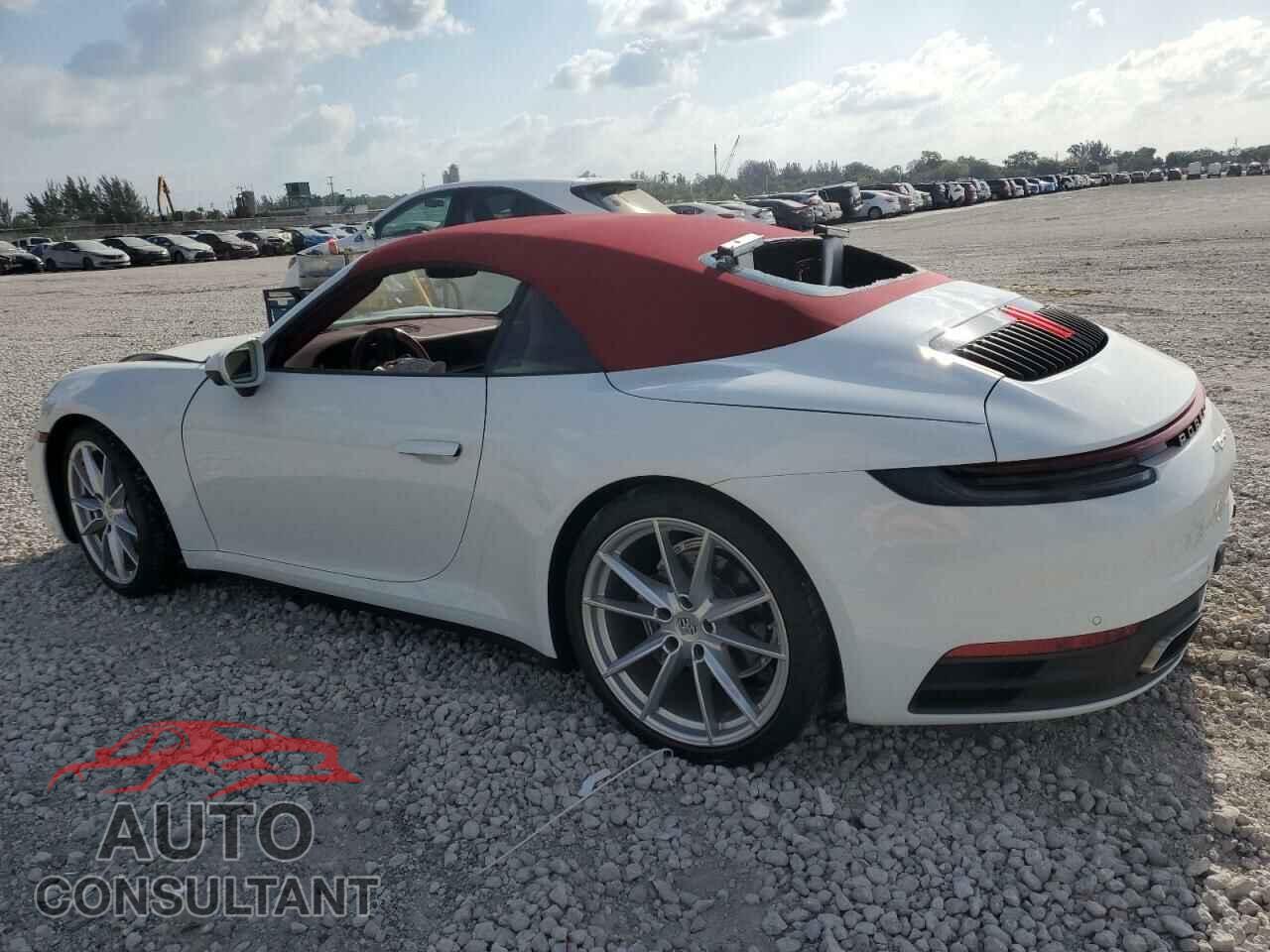 PORSCHE 911 2022 - WP0CA2A90NS236176