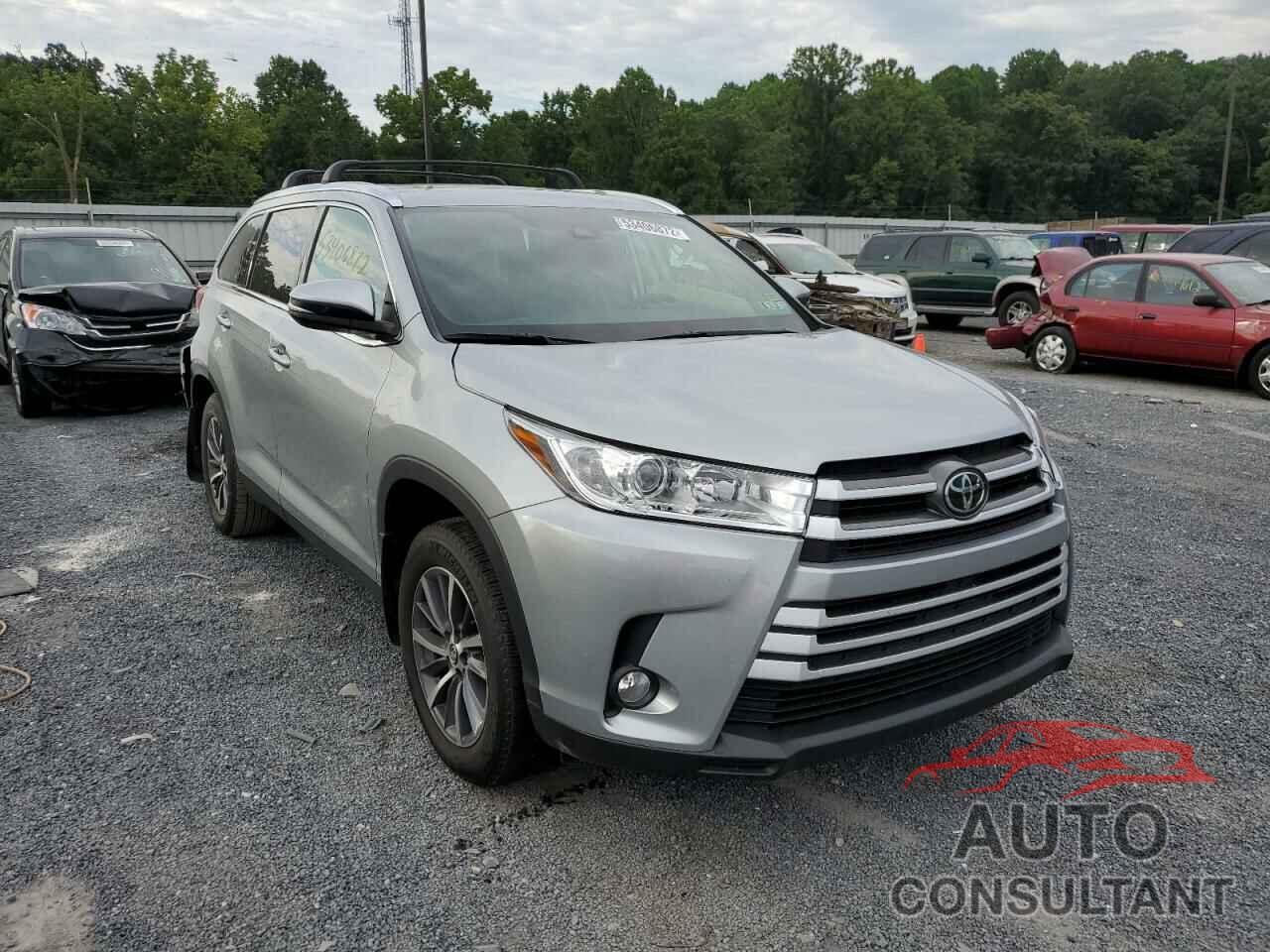 TOYOTA HIGHLANDER 2019 - 5TDJZRFH3KS715186