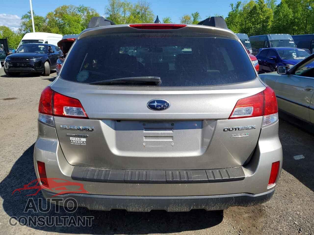 SUBARU OUTBACK 2014 - 4S4BRBLC9E3240875