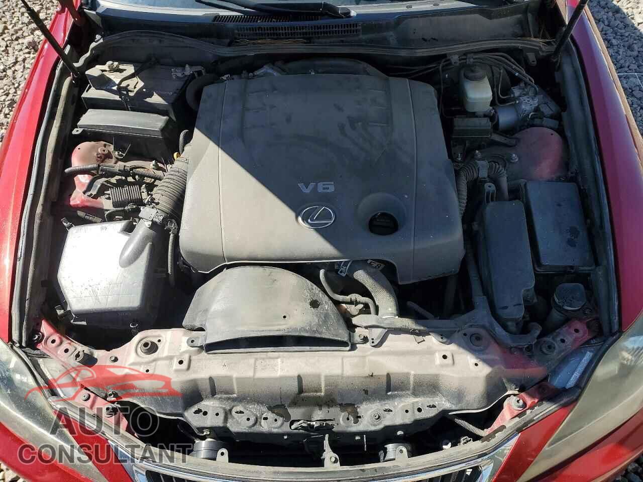 LEXUS IS 2012 - JTHCF5C20C5055043