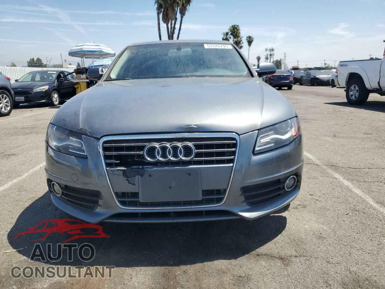 AUDI A4 2012 - WAUEFAFL7CN010072