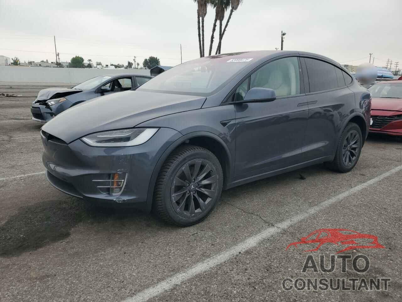 TESLA MODEL X 2018 - 5YJXCDE2XJF135657