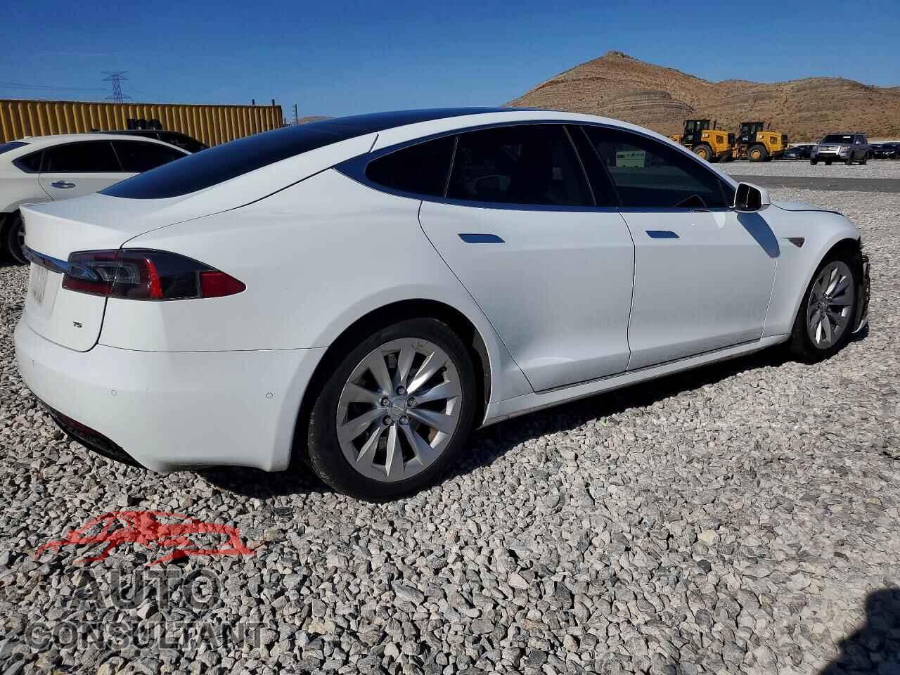 TESLA MODEL S 2016 - 5YJSA1E16GF140286