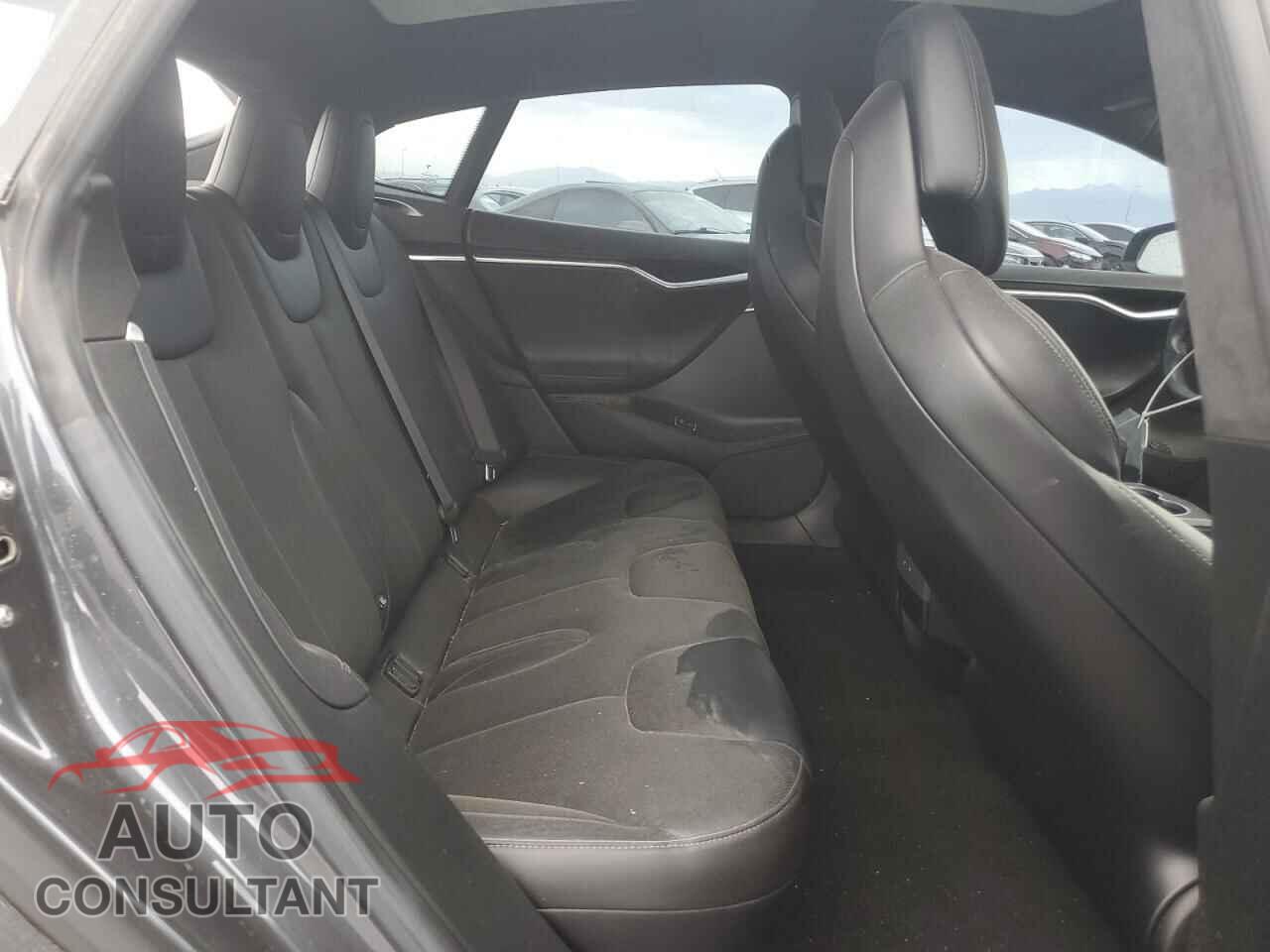 TESLA MODEL S 2017 - 5YJSA1E20HF187565