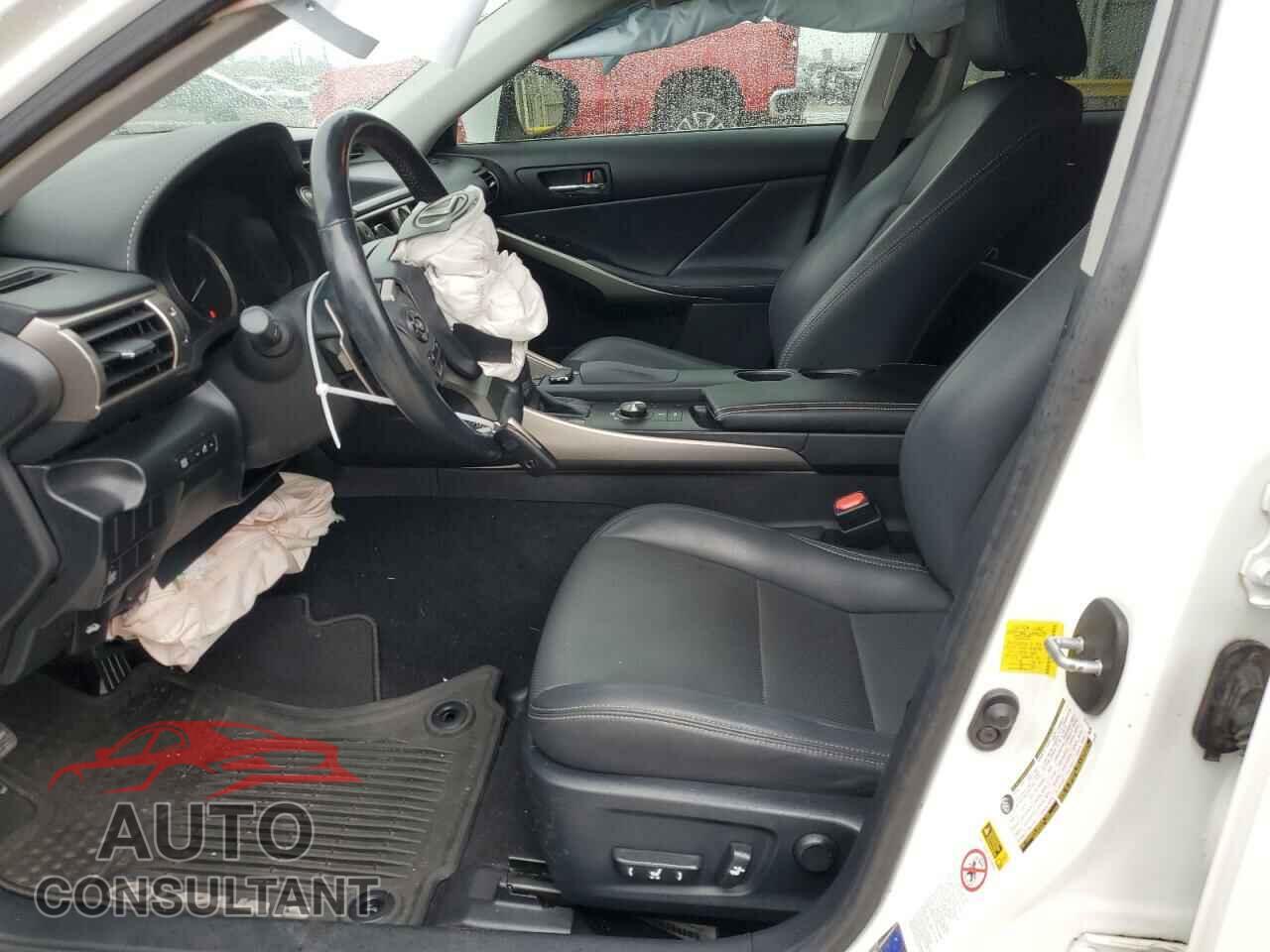 LEXUS IS 2015 - JTHCF1D23F5020735