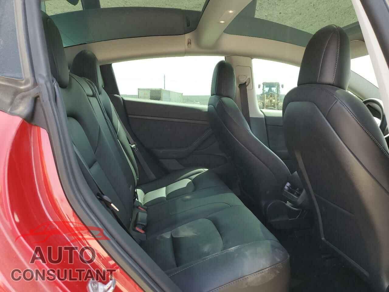 TESLA MODEL 3 2021 - 5YJ3E1EB8MF059514