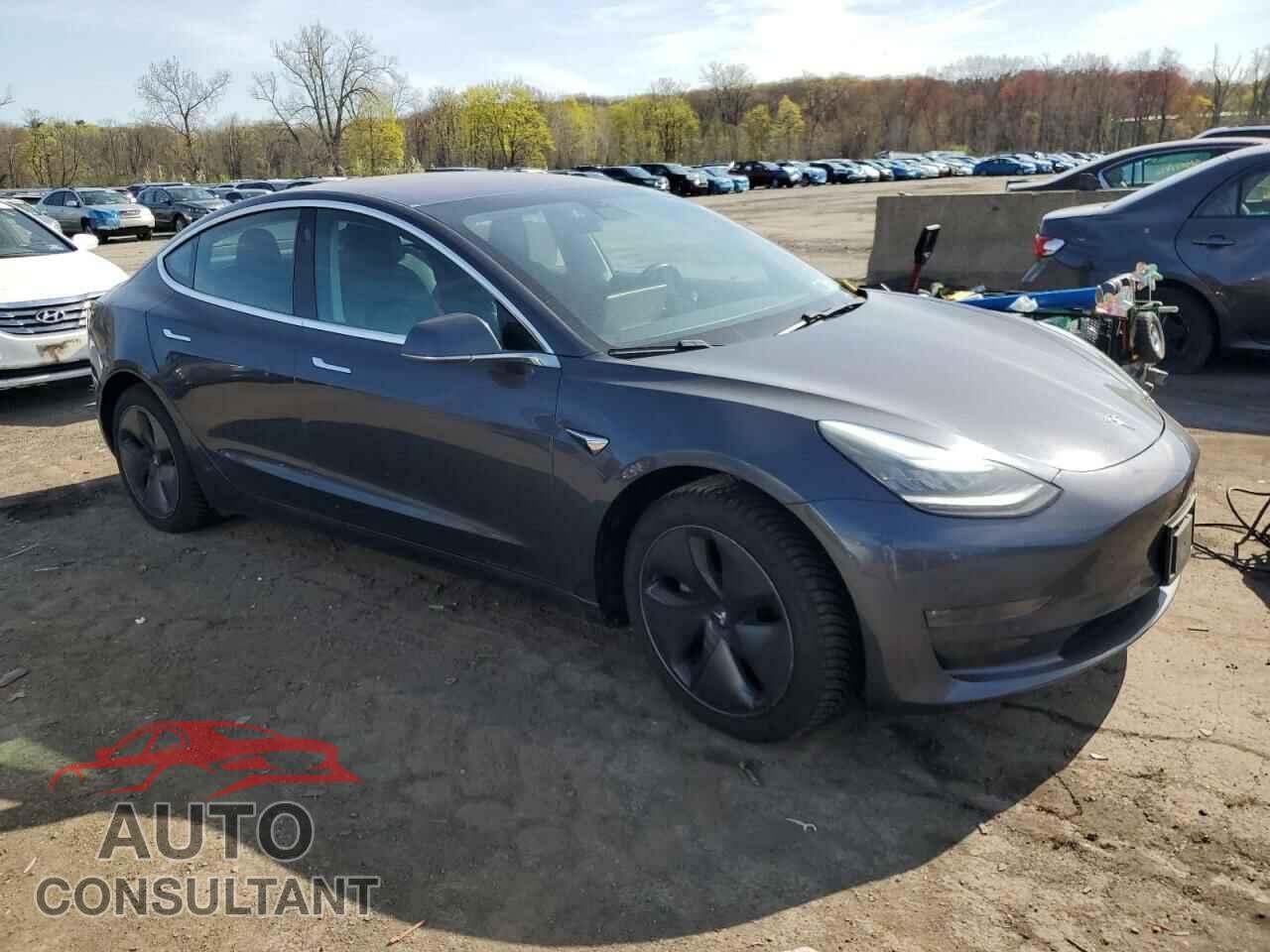 TESLA MODEL 3 2018 - 5YJ3E1EB2JF128337