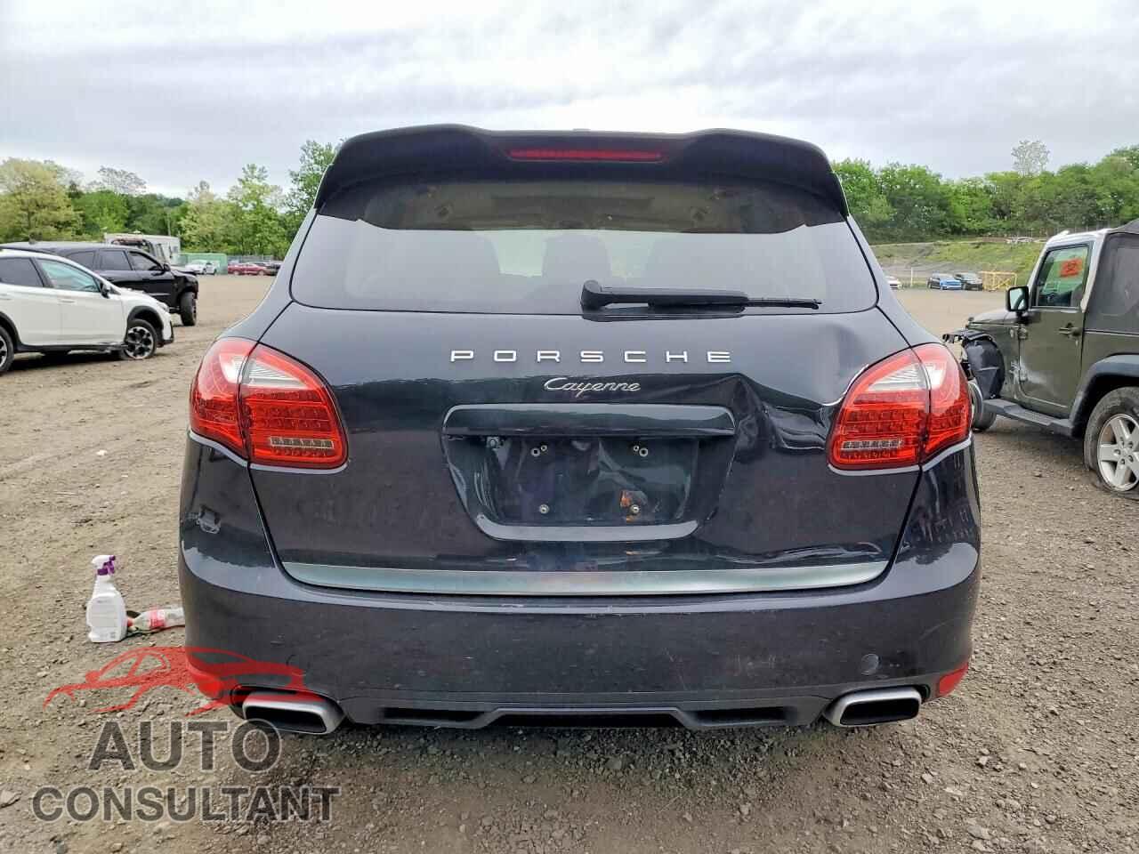 PORSCHE CAYENNE 2013 - WP1AA2A23DLA01370