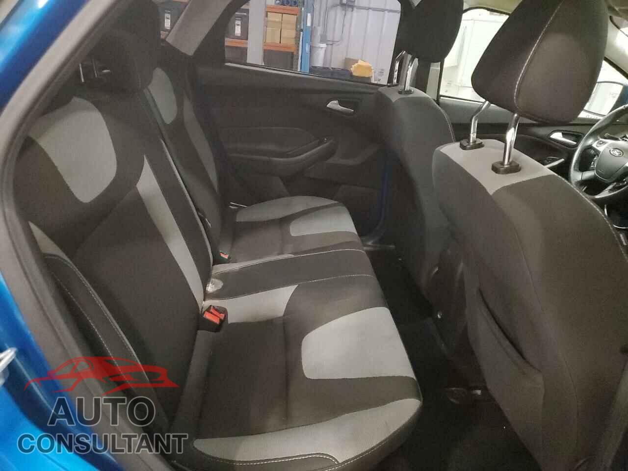 FORD FOCUS 2012 - 1FAHP3F23CL284886