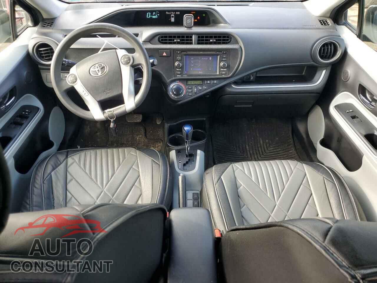 TOYOTA PRIUS 2014 - JTDKDTB31E1563243