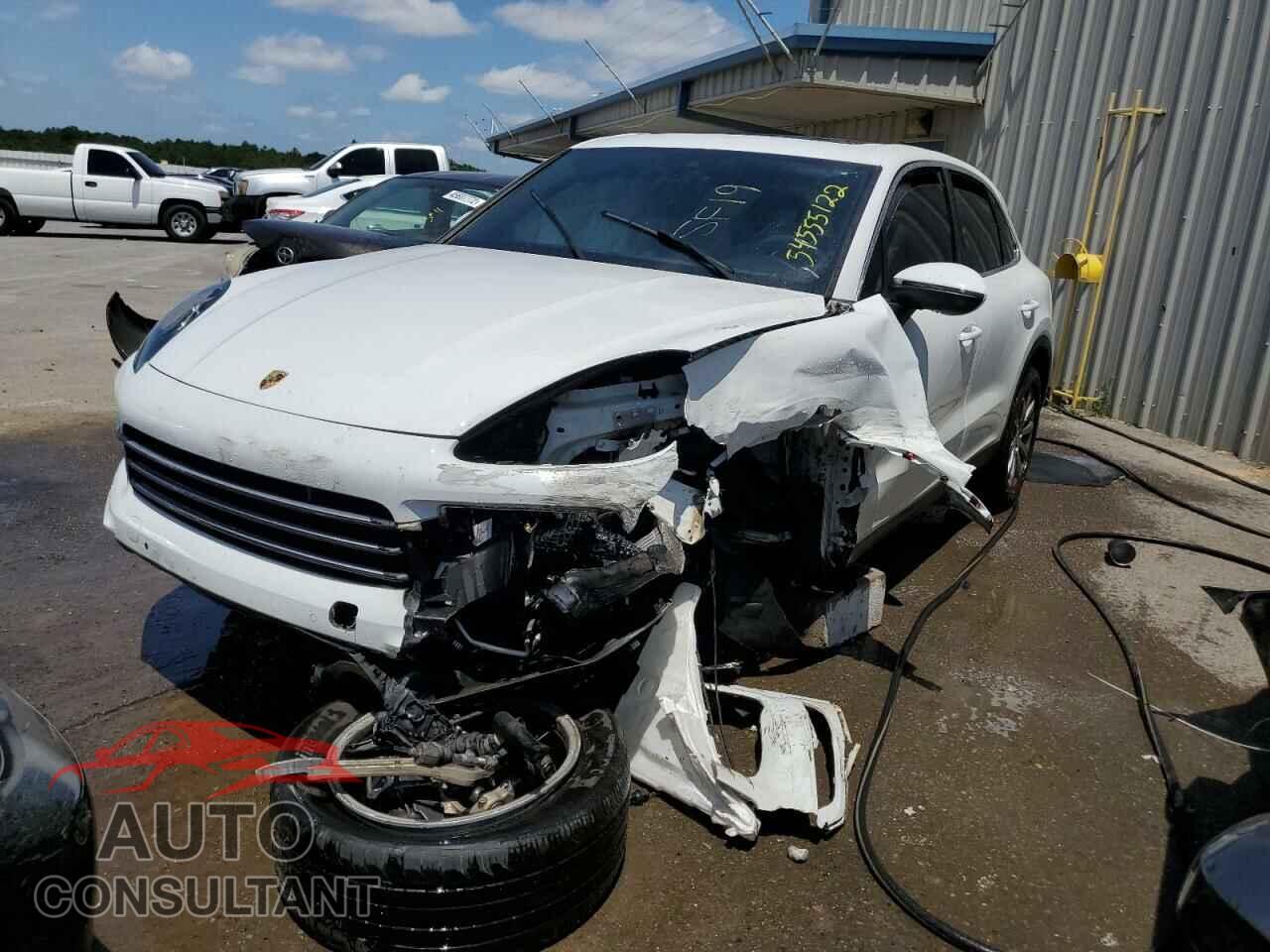 PORSCHE CAYENNE 2019 - WP1AA2AY0KDA02505