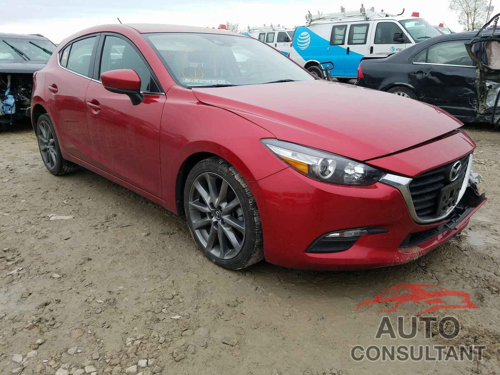 MAZDA 3 2018 - 3MZBN1L36JM190582