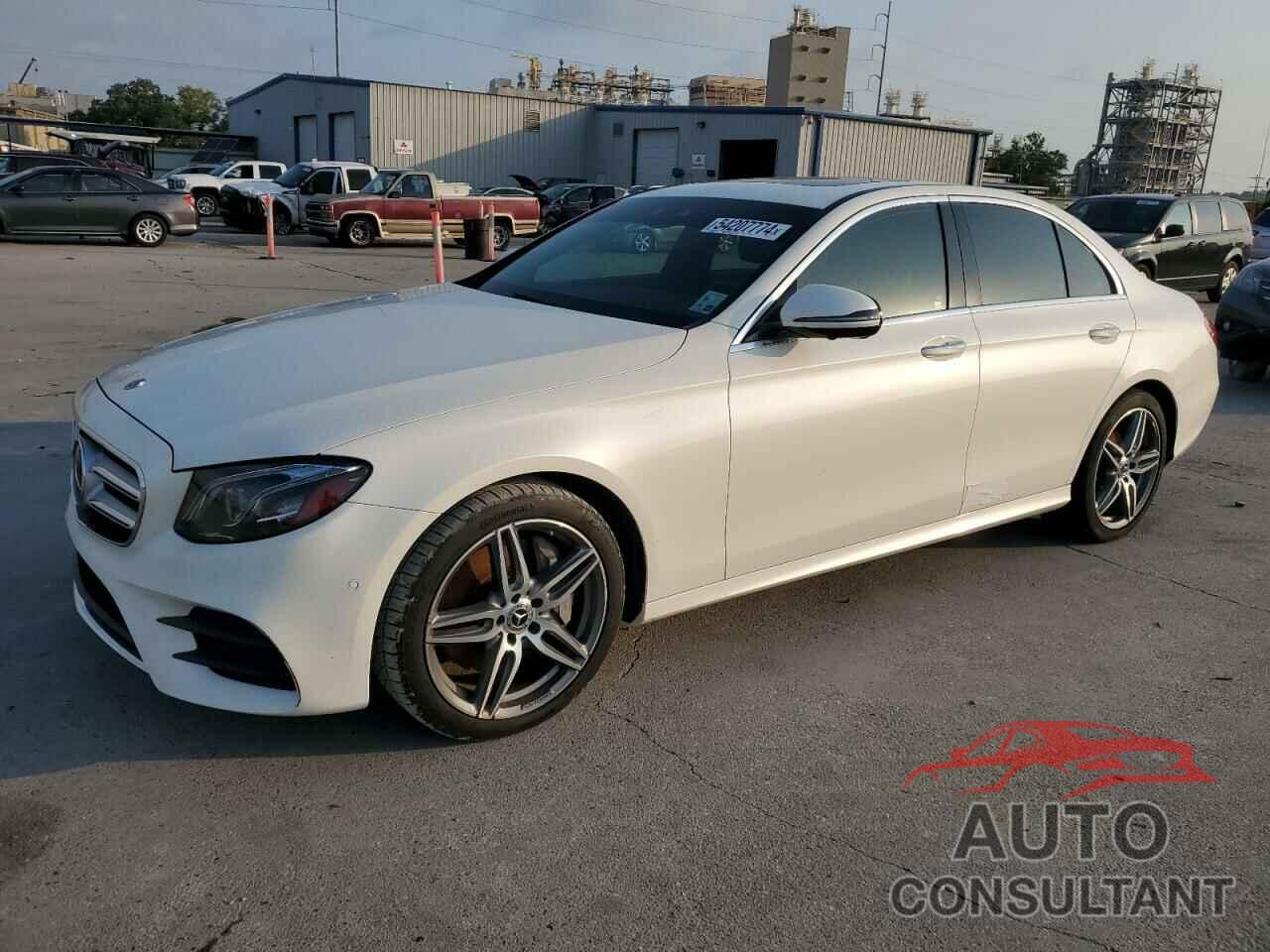 MERCEDES-BENZ E-CLASS 2018 - WDDZF4JB1JA425712