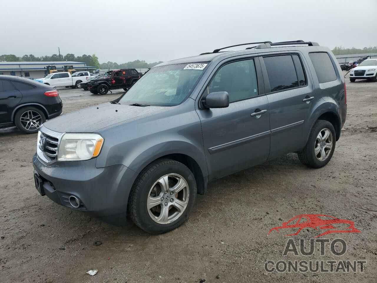 HONDA PILOT 2013 - 5FNYF4H49DB028421