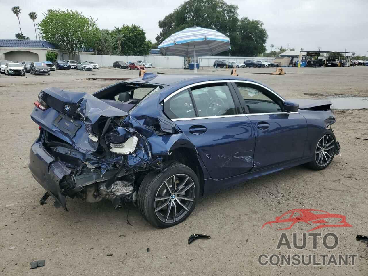 BMW 3 SERIES 2019 - WBA5R1C5XKAK11676
