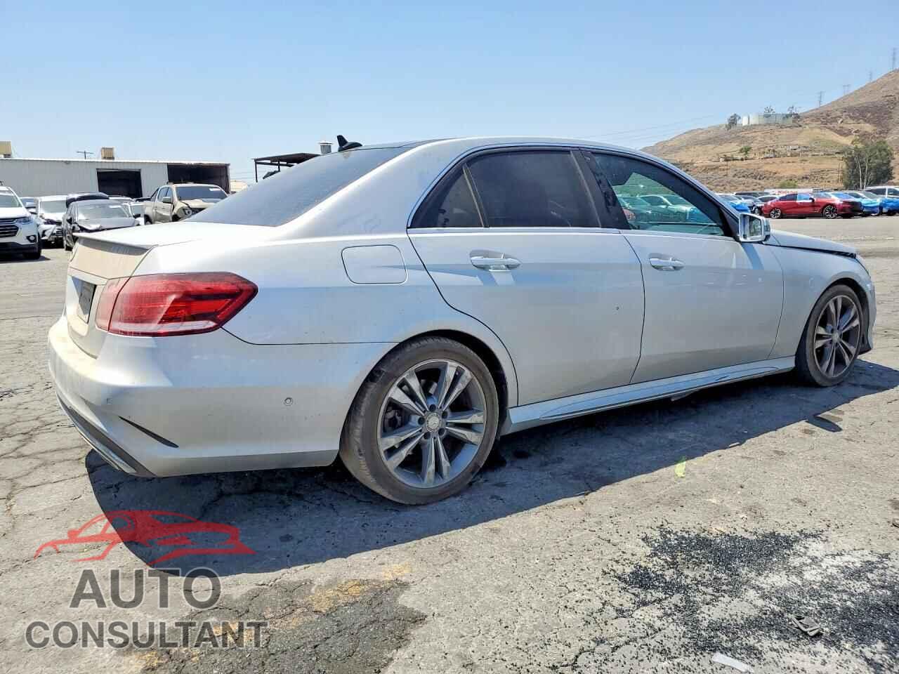 MERCEDES-BENZ E-CLASS 2015 - WDDHF5KB3FB113411