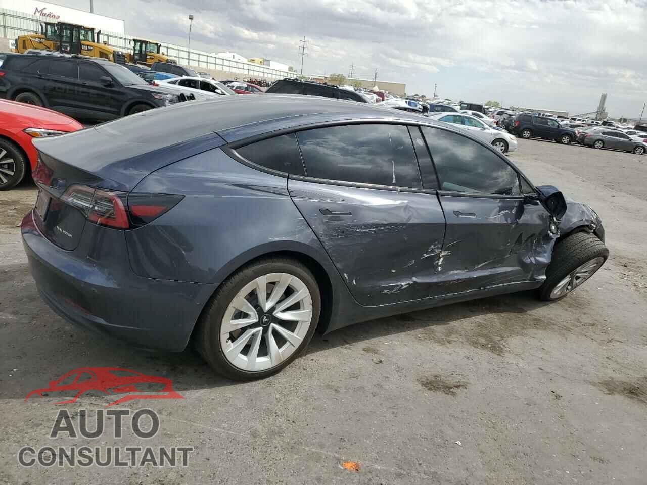 TESLA MODEL 3 2021 - 5YJ3E1EB3MF082571