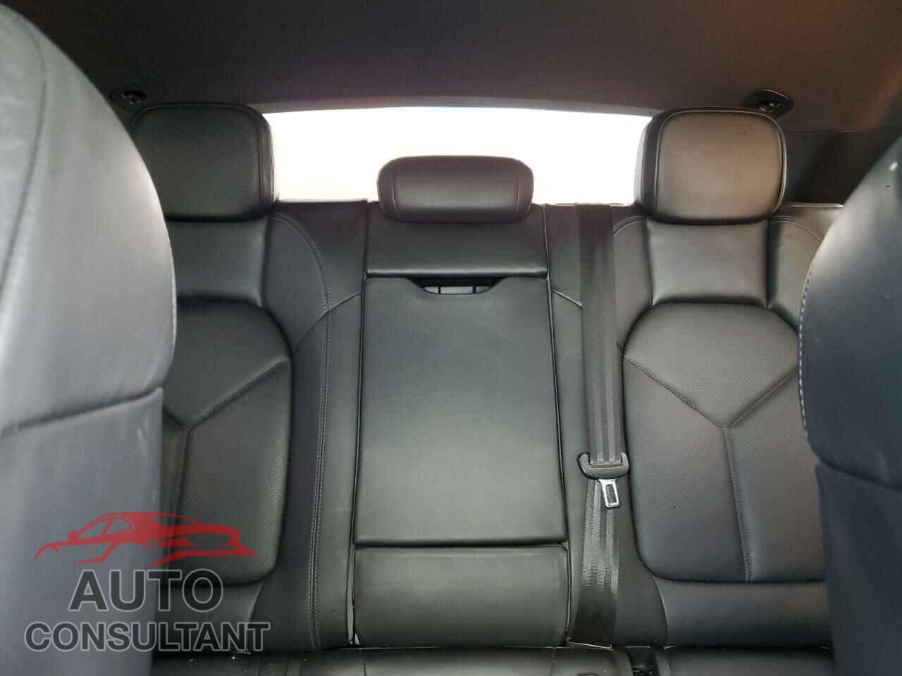 PORSCHE MACAN 2017 - WP1AA2A51HLB03458