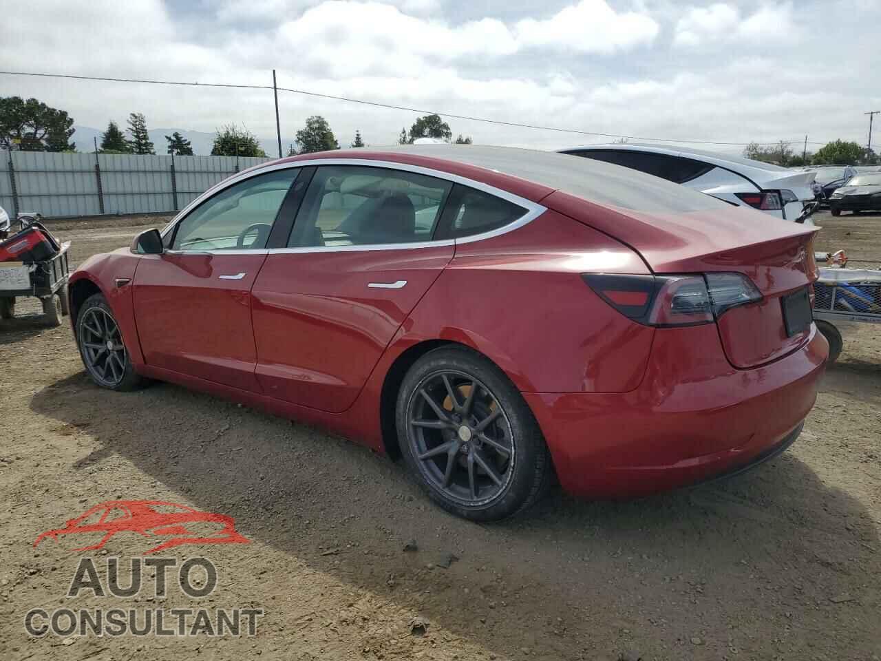 TESLA MODEL 3 2019 - 5YJ3E1EA7KF464008