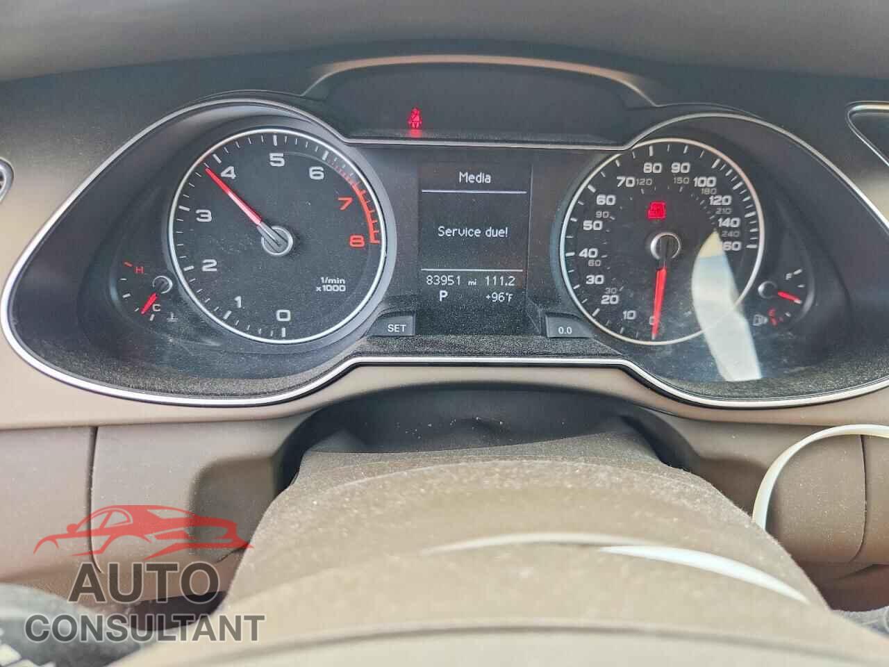 AUDI A4 2013 - WAUBFAFL7DN010027