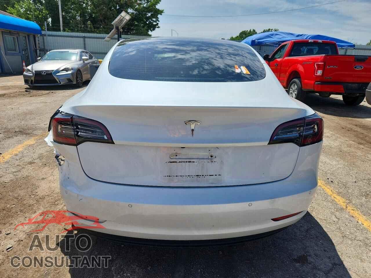TESLA MODEL 3 2021 - 5YJ3E1EA2MF870099