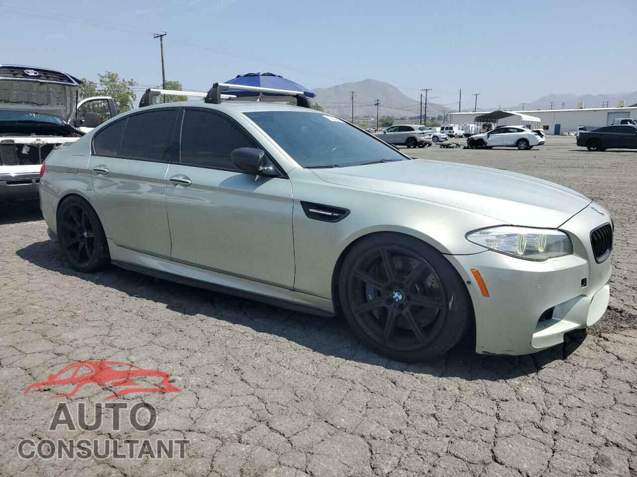 BMW M5 2013 - WBSFV9C56DC774094