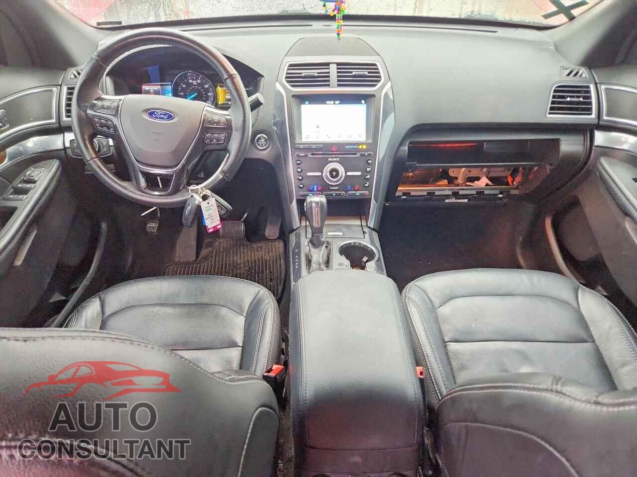 FORD EXPLORER 2018 - 1FM5K8F84JGB17628