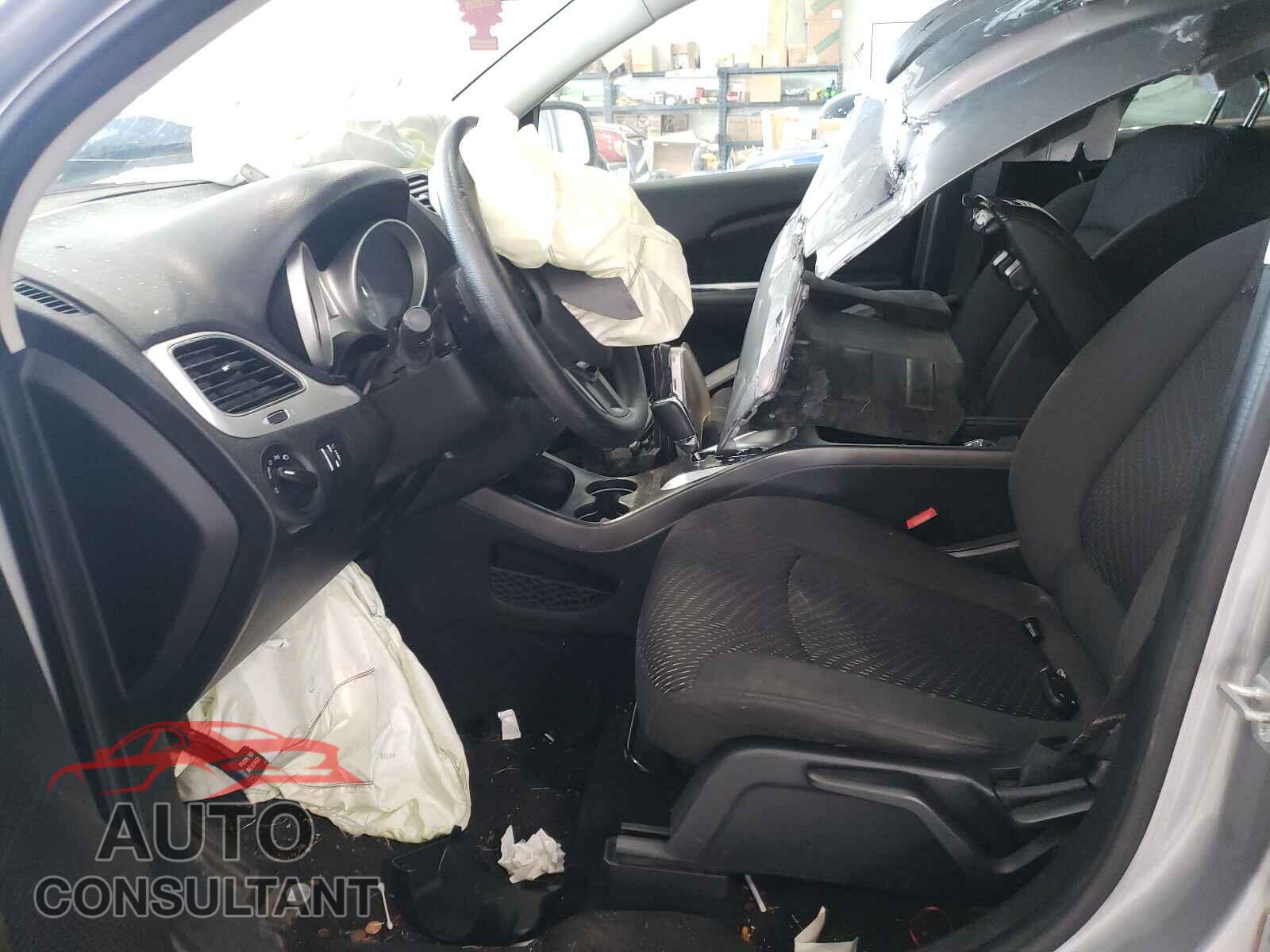 DODGE JOURNEY 2017 - 3C4PDCAB0HT557218