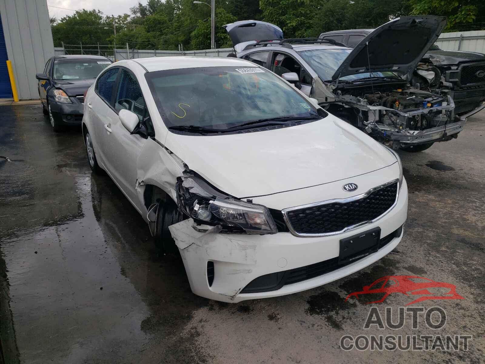 KIA FORTE 2018 - 3KPFK4A79JE185469
