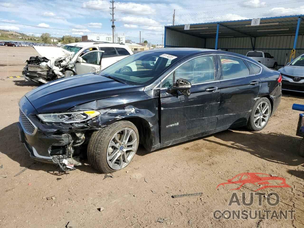 FORD FUSION 2019 - 3FA6P0RU5KR118341