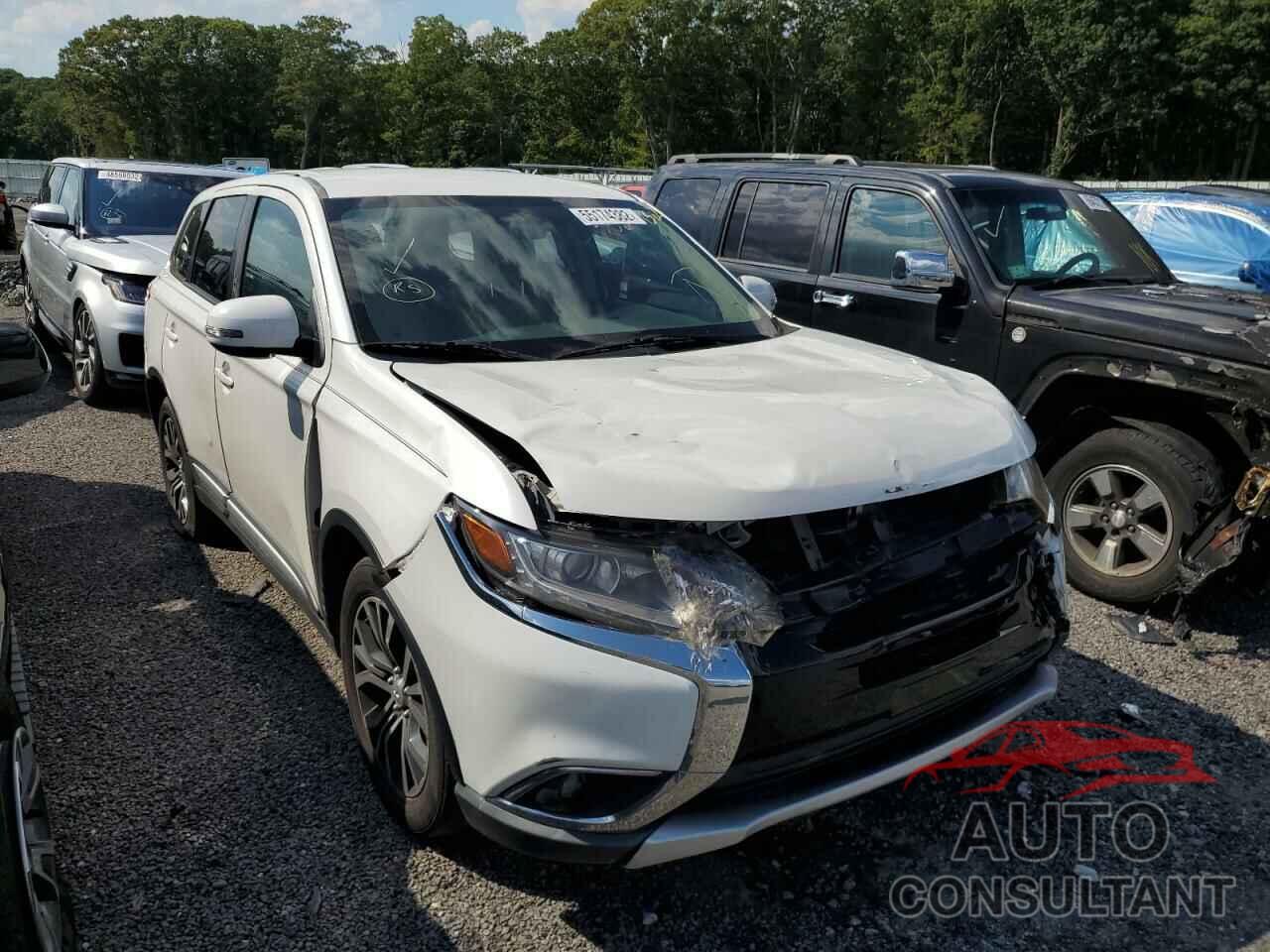 MITSUBISHI OUTLANDER 2018 - JA4AD3A34JZ000903