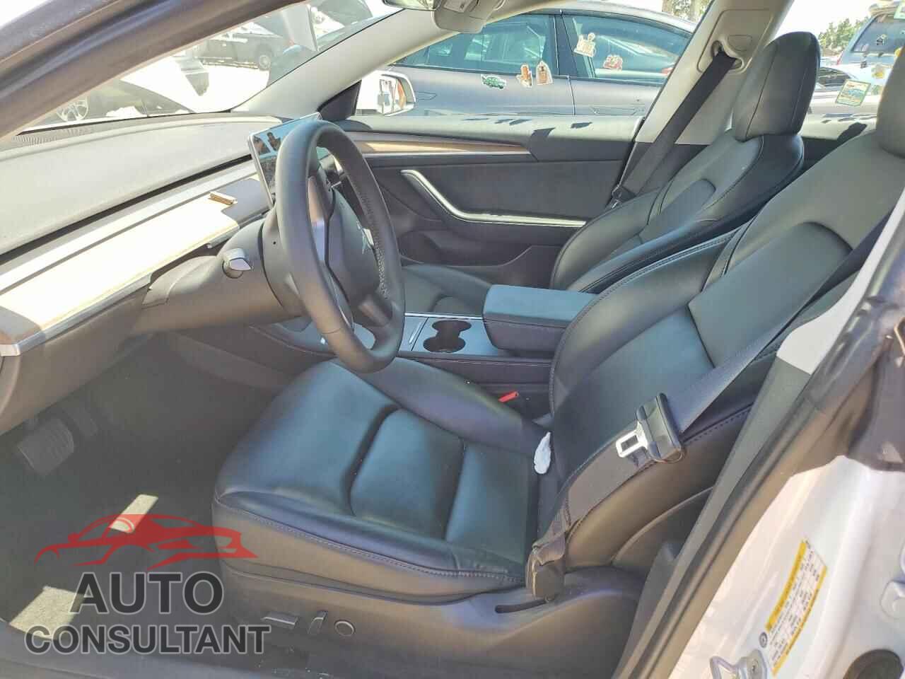 TESLA MODEL 3 2021 - 5YJ3E1EA3MF095733