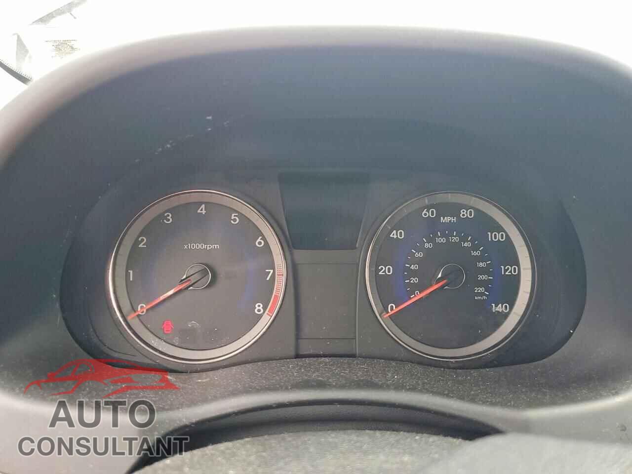 HYUNDAI ACCENT 2012 - KMHCU5AEXCU012660