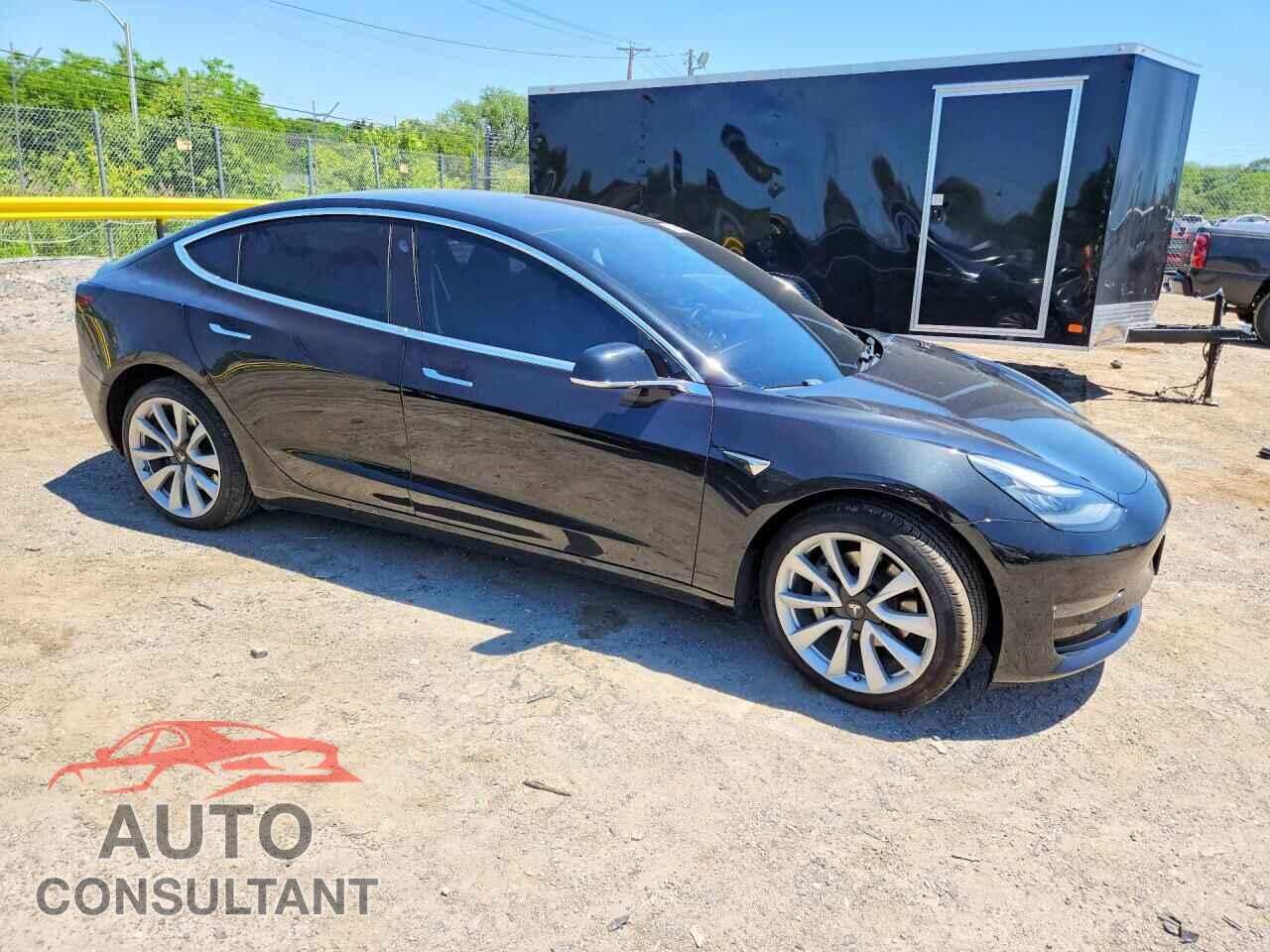 TESLA MODEL 3 2018 - 5YJ3E1EB2JF090589