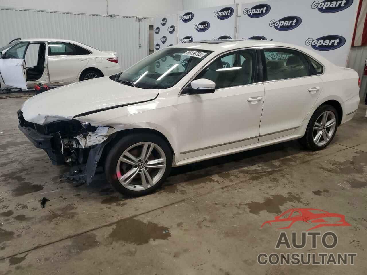 VOLKSWAGEN PASSAT 2012 - 1VWBN7A32CC075780