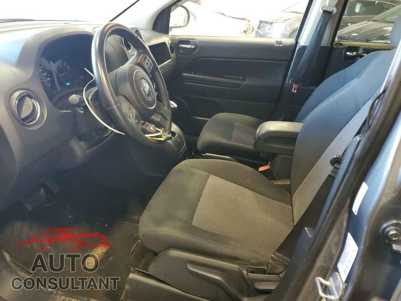 JEEP COMPASS 2011 - 1J4NF1FB2BD207210