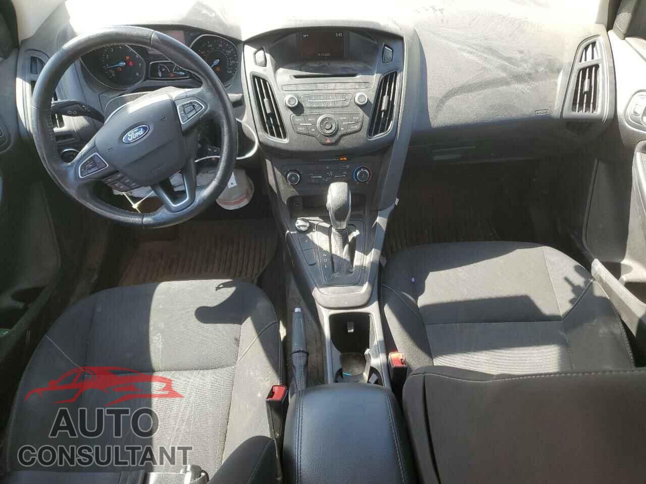 FORD FOCUS 2017 - 1FADP3F24HL308294