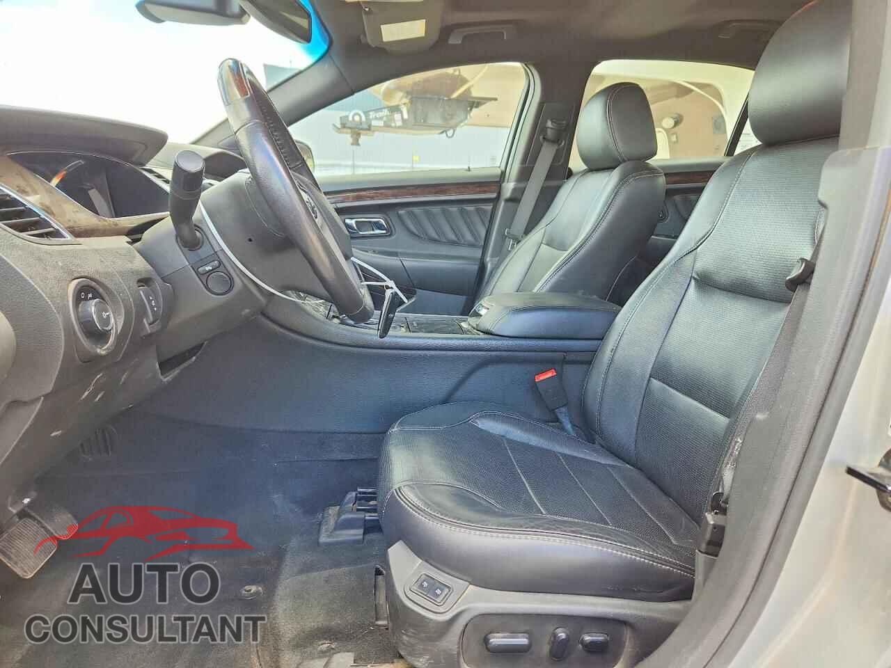 FORD TAURUS 2016 - 1FAHP2J82GG129959