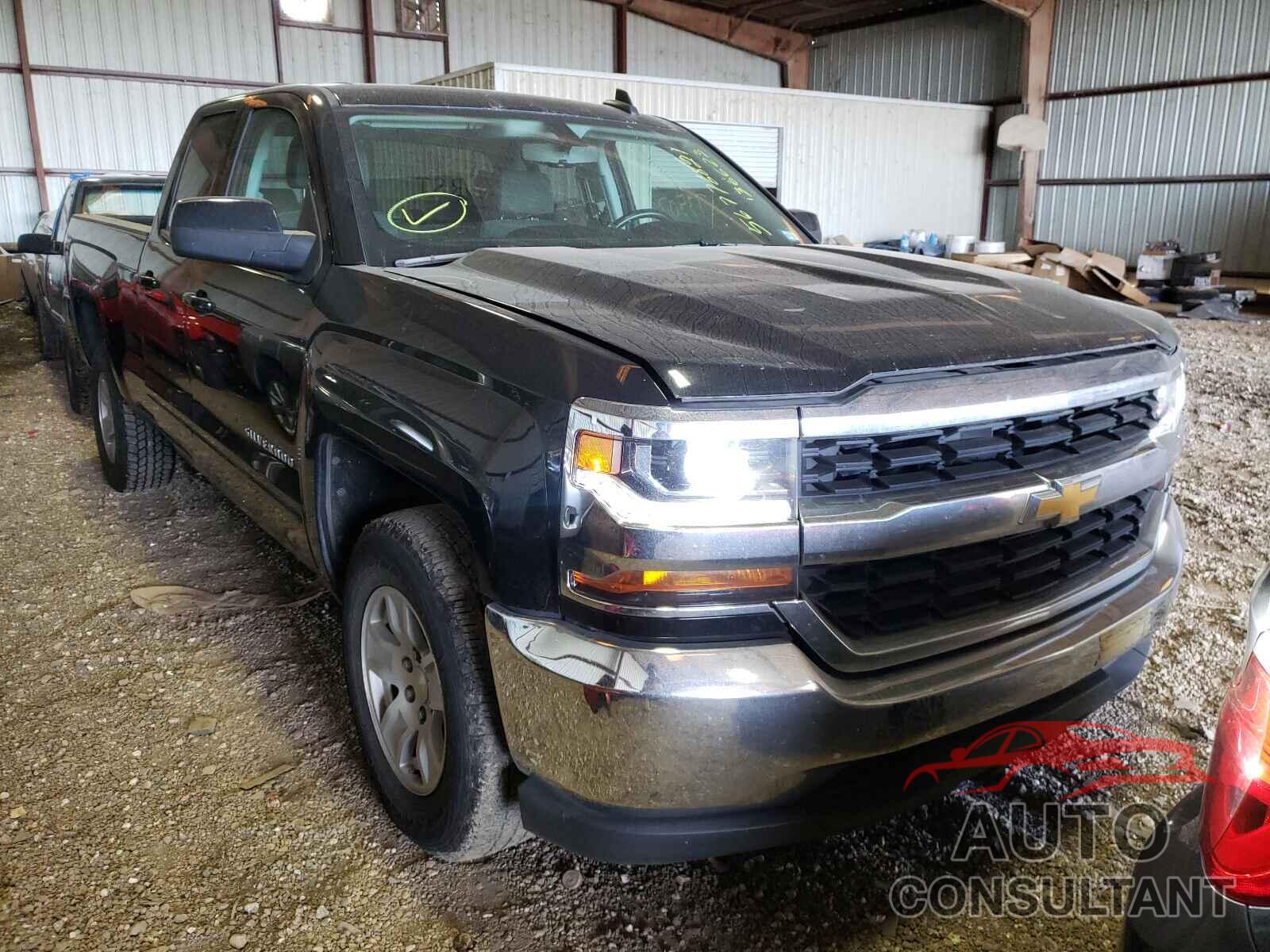 CHEVROLET SILVERADO 2018 - 1GCRCREC8JZ136623