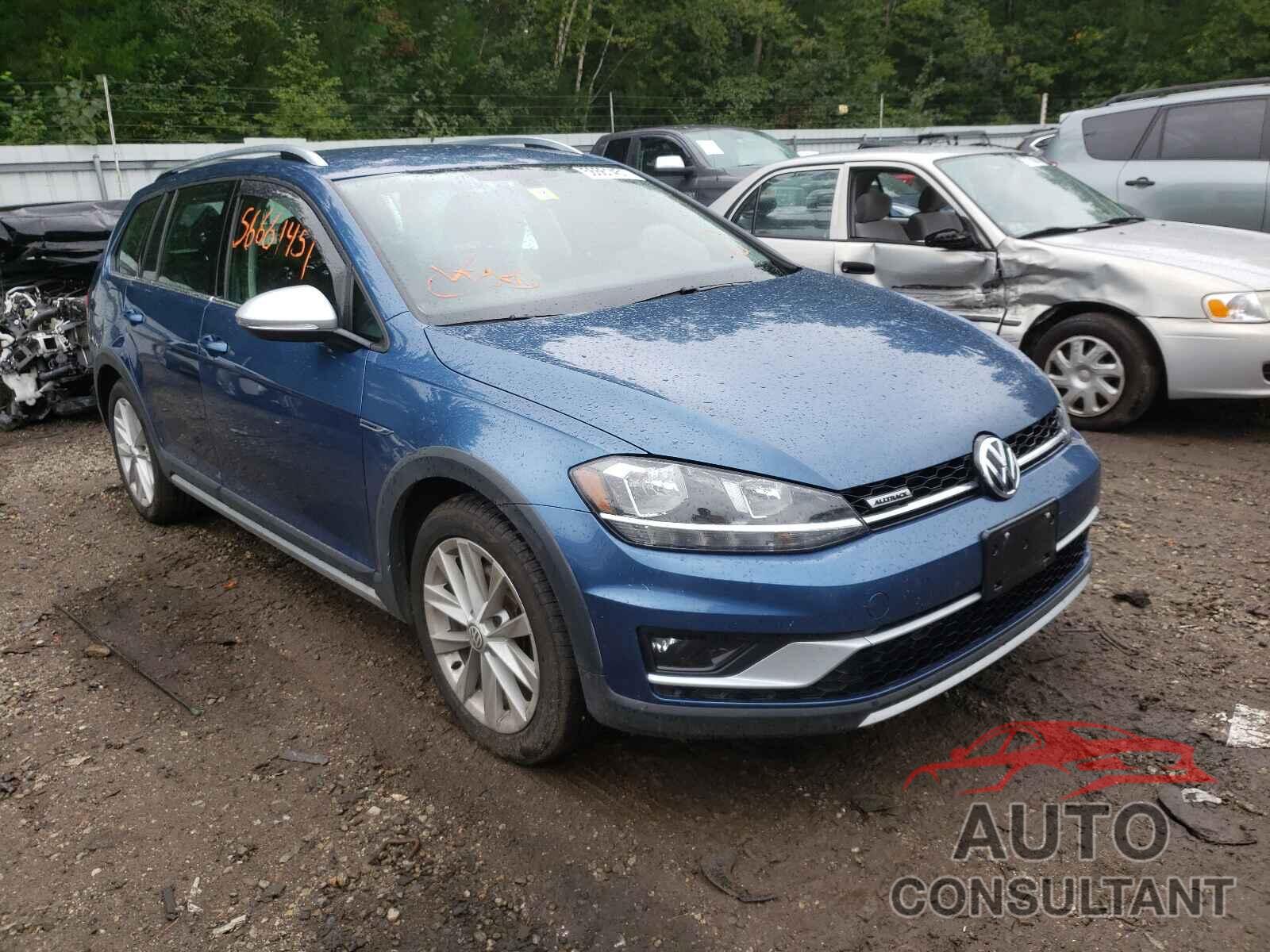 VOLKSWAGEN GOLF 2018 - 3VWH17AU0JM756319