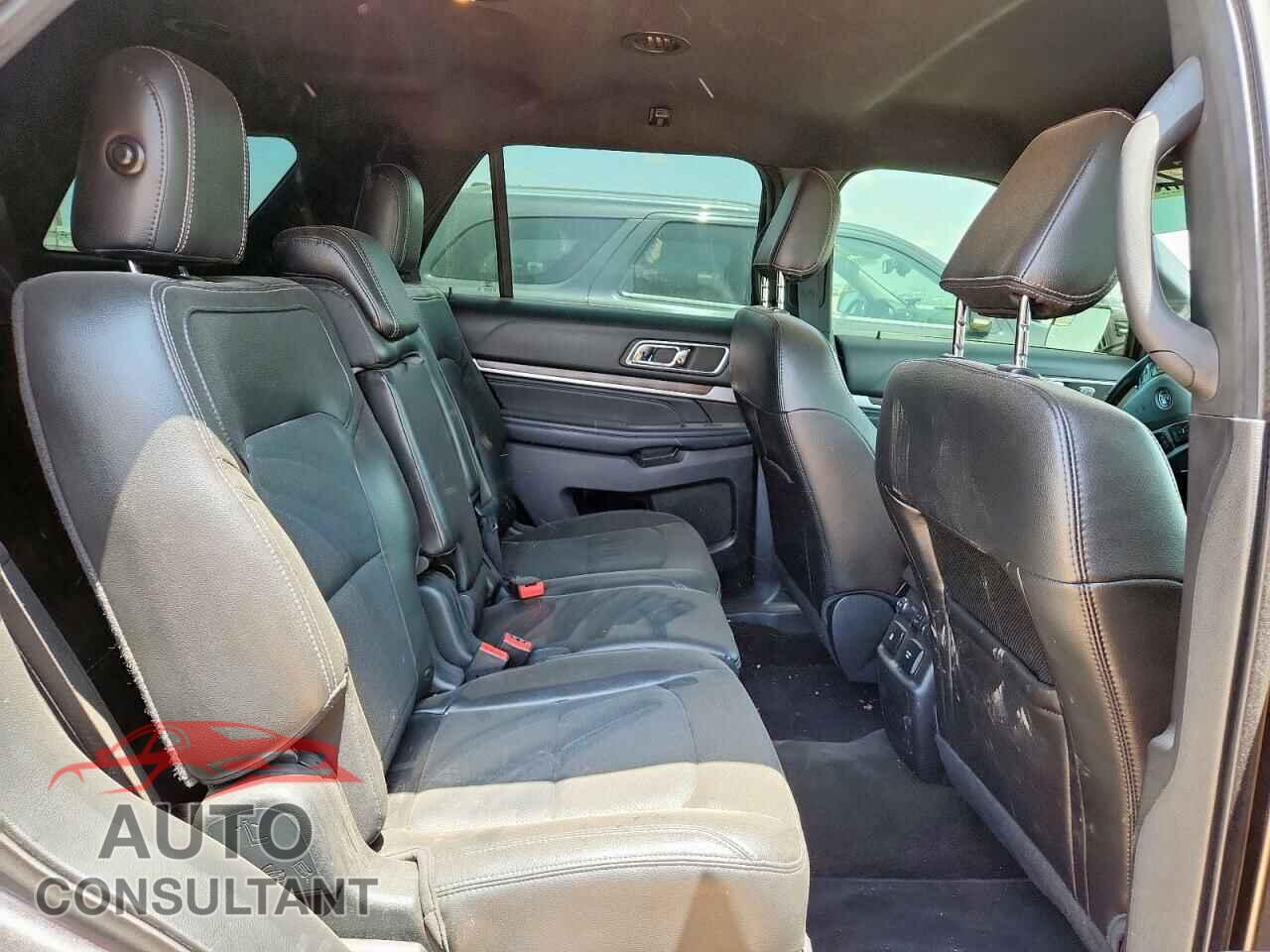 FORD EXPLORER 2018 - 1FM5K7FH5JGB69277