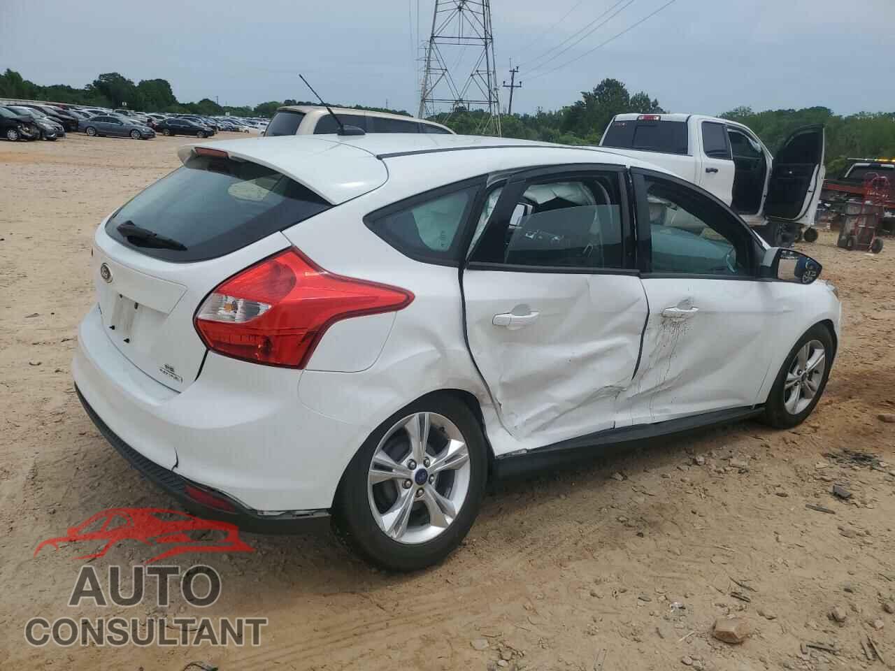 FORD FOCUS 2014 - 1FADP3K2XEL205835