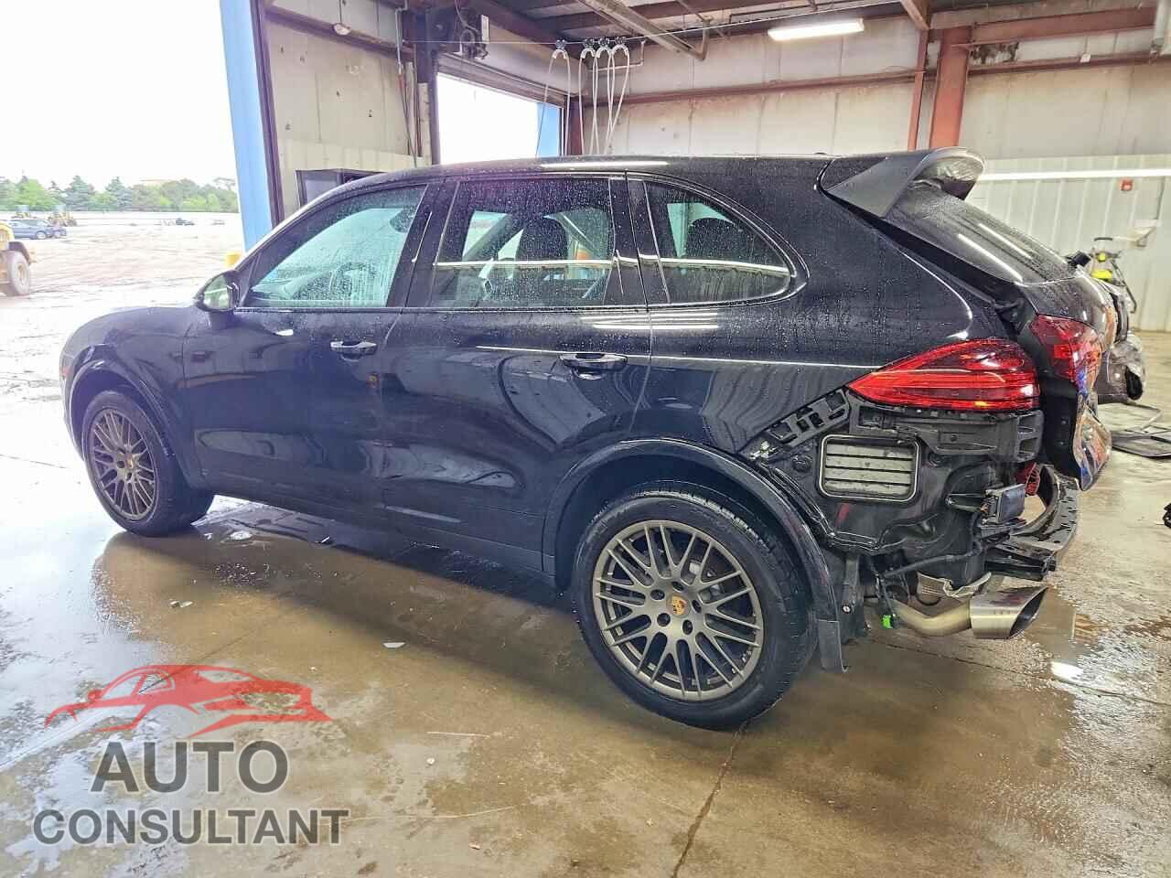 PORSCHE CAYENNE 2017 - WP1AA2A22HKA86648