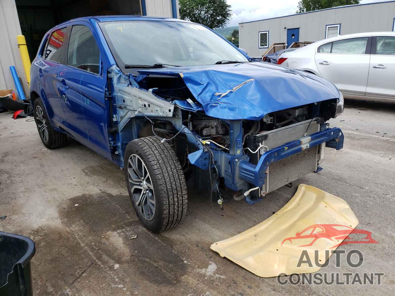 MITSUBISHI OUTLANDER 2018 - JA4AR3AWXJU016239