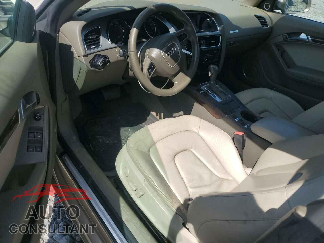 AUDI A5 2011 - WAULFAFHXBN002033